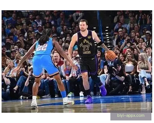 湖人遭遇惨败创队史纪录三战雷霆总输八十一分震惊全美